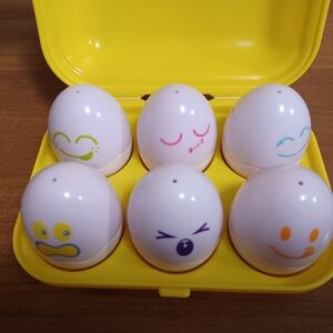 Vintage 90s Tomy Egg Shape Sorter Toy Hide & Squeak Toddler Educational